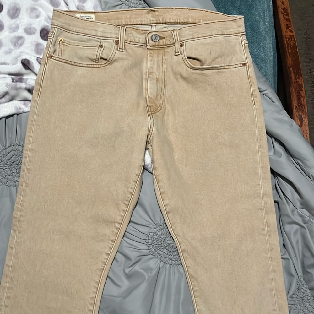 Tan Levi jeans
